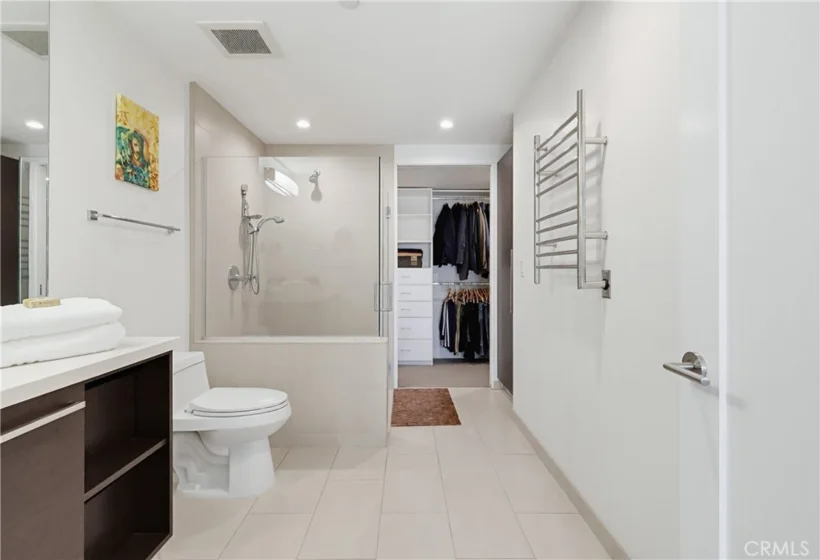 855 N Croft Avenue #302 photo 27