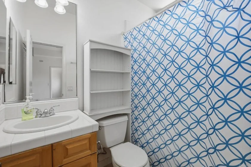 7548 Romeria Street photo 24