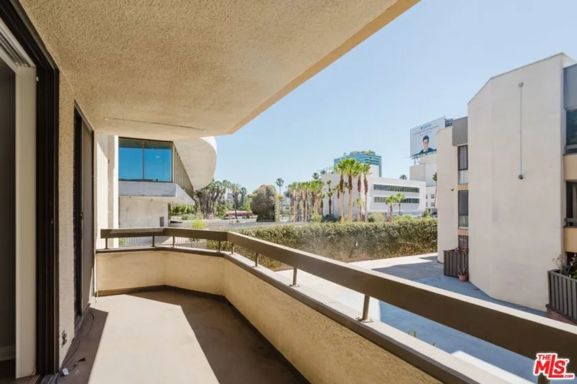750 S Spaulding Avenue #214 photo 38