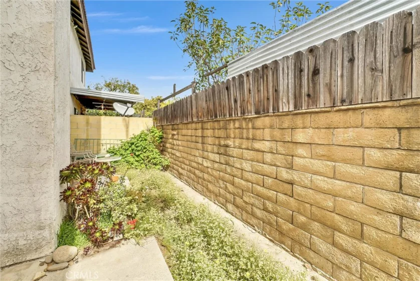 855 N Lemon Street #6 photo 17