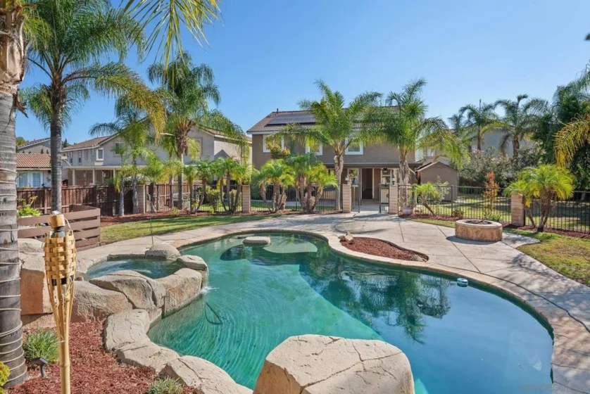 23600 Desert Oak Lane photo 1