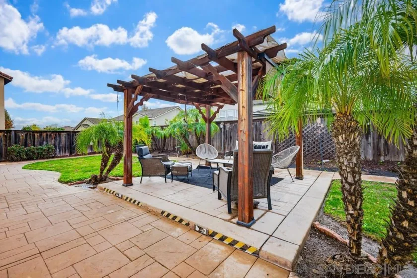 30303 Laruns Street photo 57