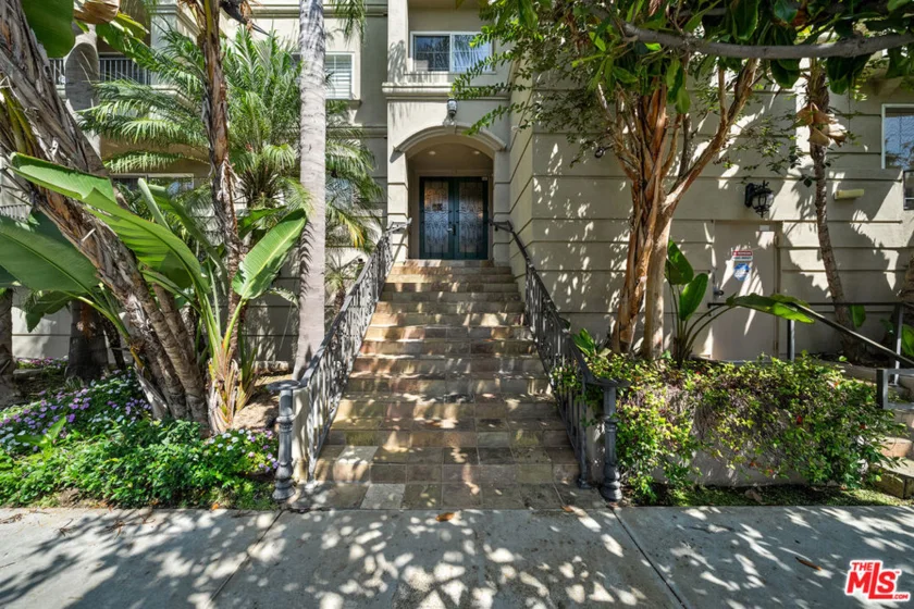 1830 Pelham Avenue #204 photo 13