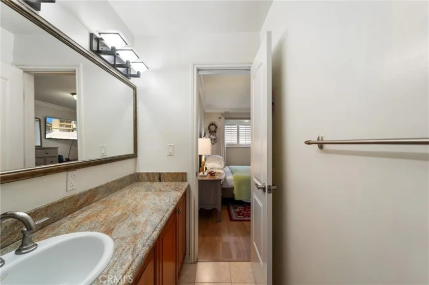 551 W Stocker Street #3 photo 20