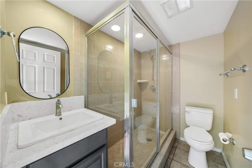 1008 S Marengo Avenue #D photo 37