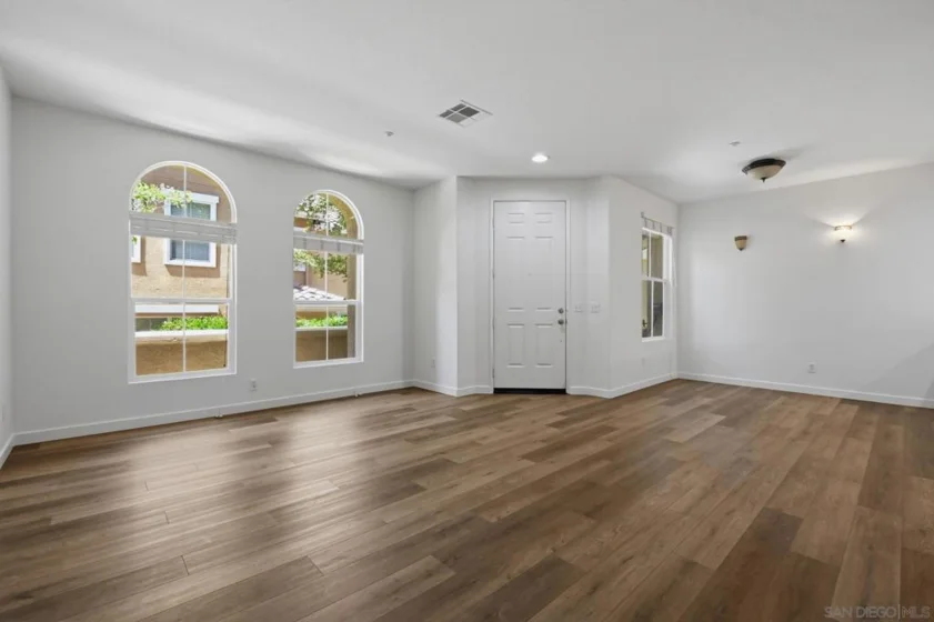 1151 Goddard photo 13