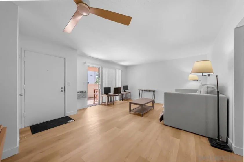 3266 Ashford Street #M photo 2
