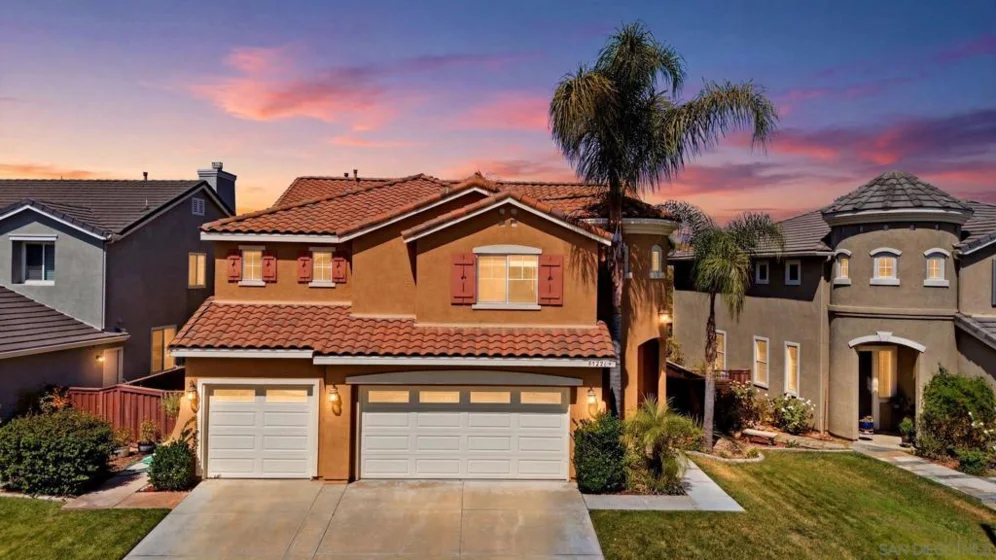 45281 Tioga Street photo 1