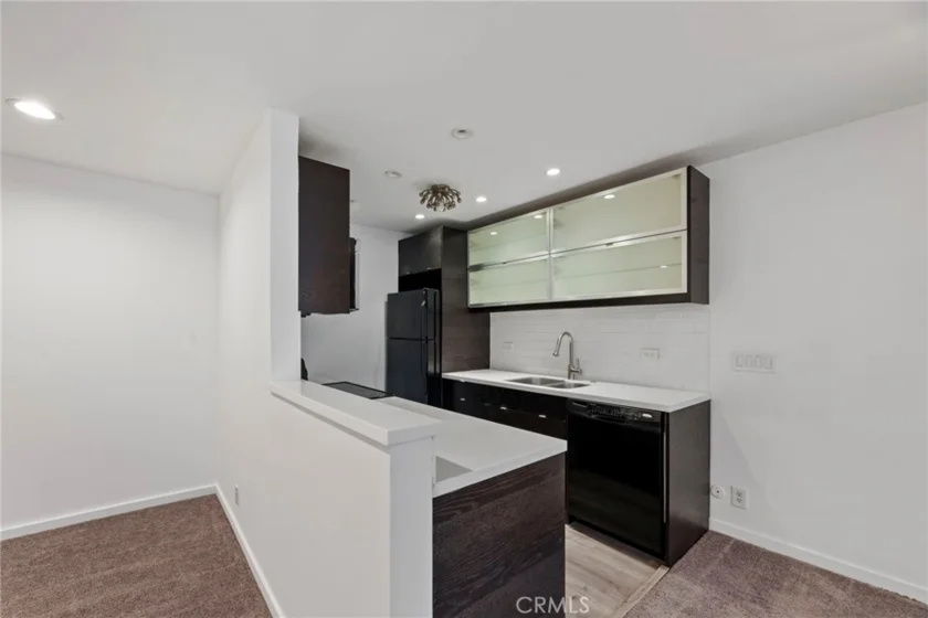 525 N Sycamore Avenue #333 photo 5