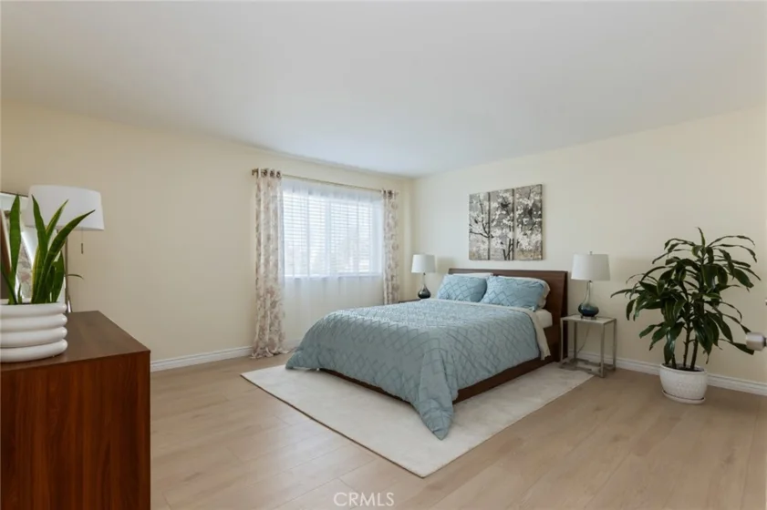 726 Elm Avenue #404 photo 24