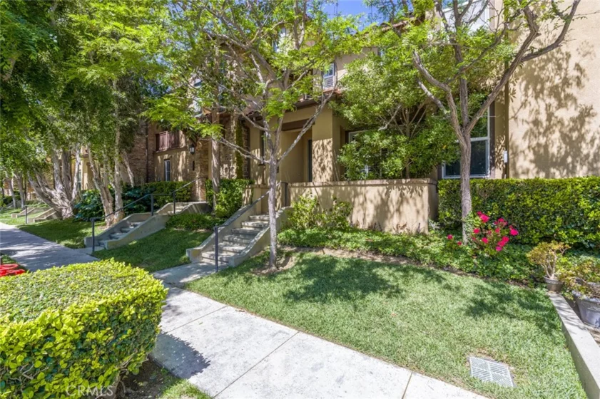 127 Jadestone photo 42