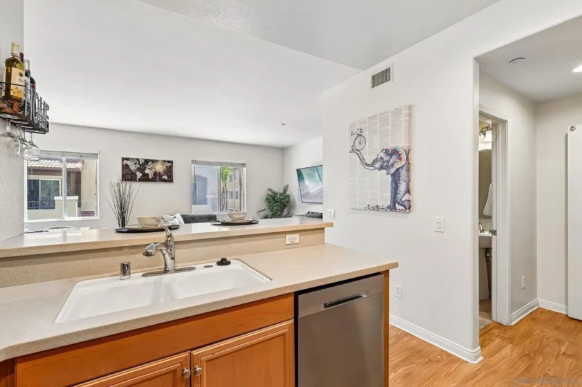 5444 Zeil Place photo 12
