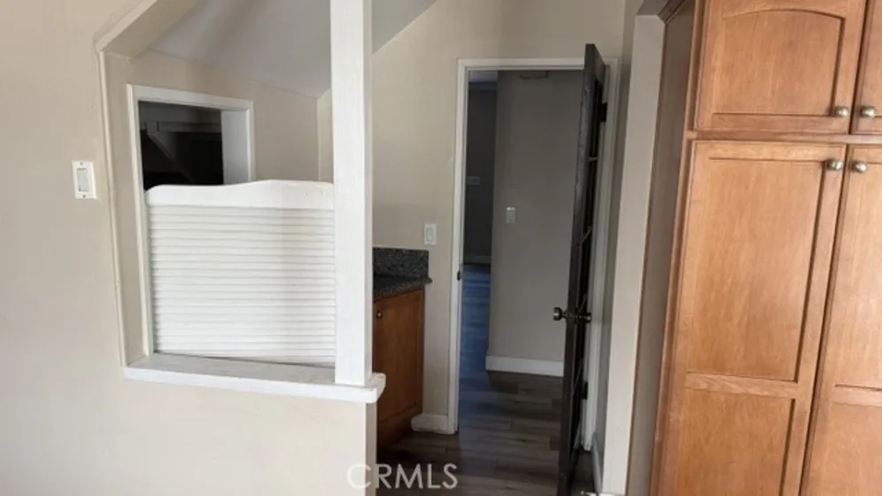 8188 Glengarry photo 18