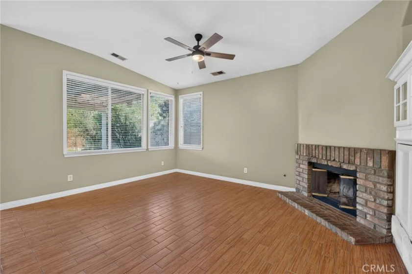 37799 Amber Lane photo 13