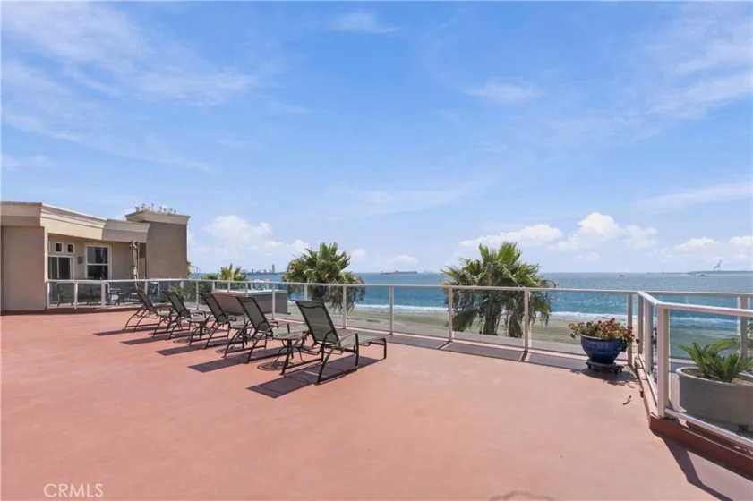 1500 E Ocean #718 photo 48