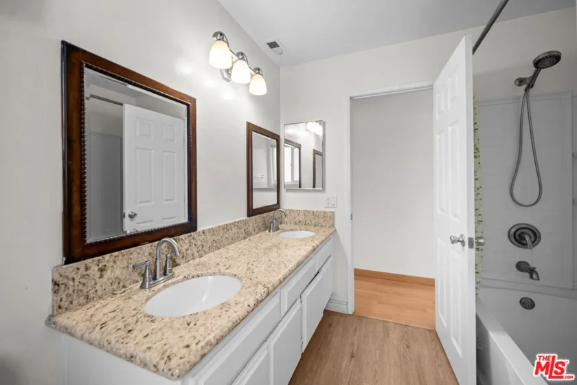 12334 Runnymede Street #5 photo 12