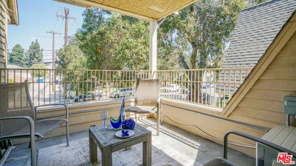 302 E Chestnut Avenue #215 photo 24
