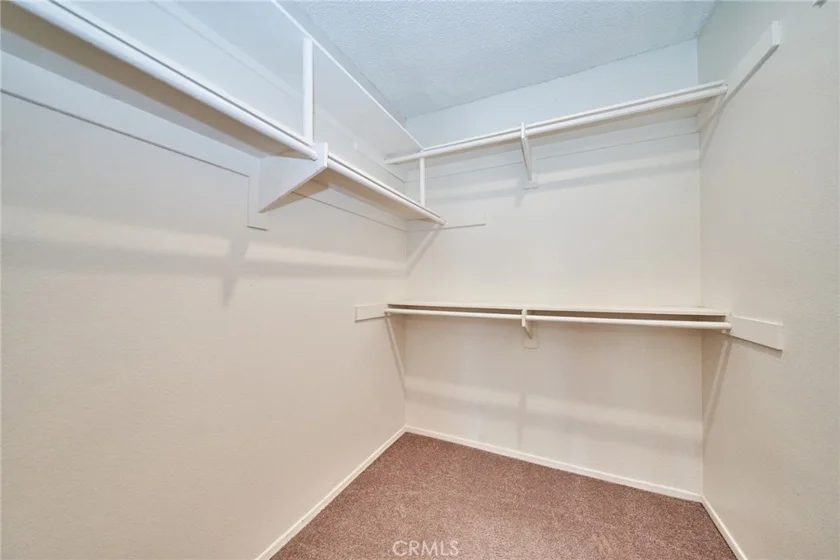 380 Deerfield photo 23