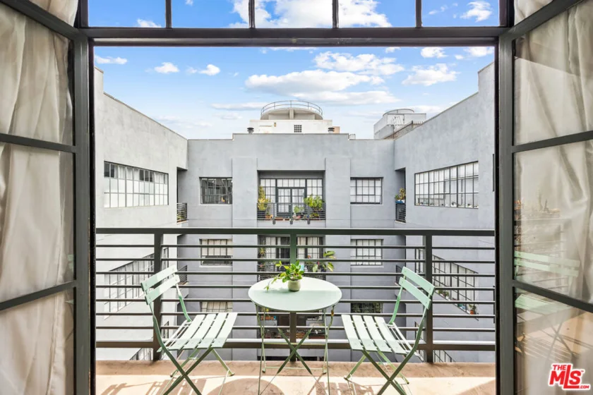 420 S San Pedro Street #628 photo 39