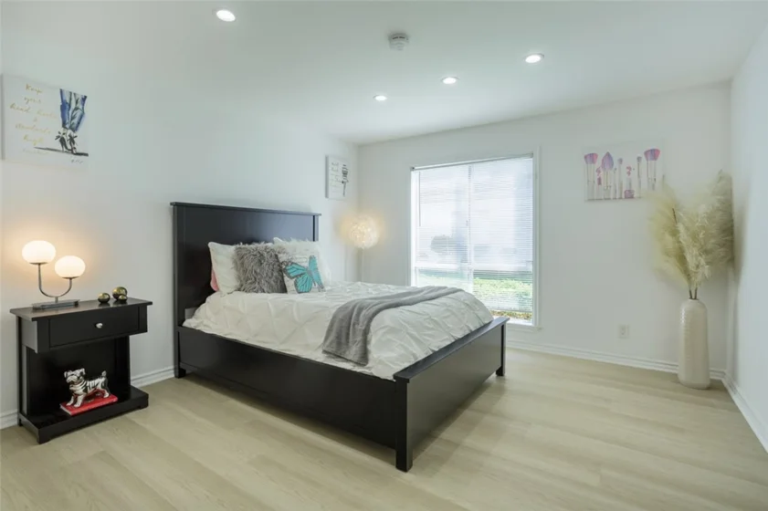 2815 S Fairview #G photo 10