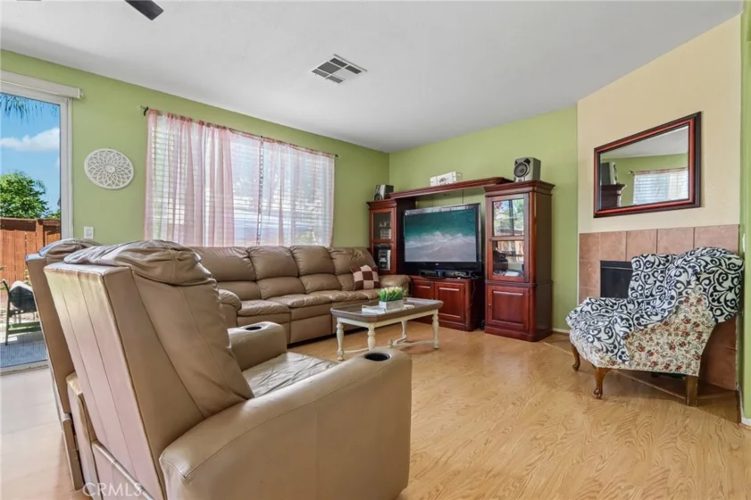 41905 Driver Lane photo 30