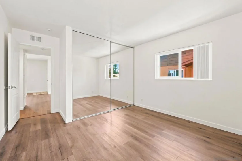 521 Calle Montecito #110 photo 27