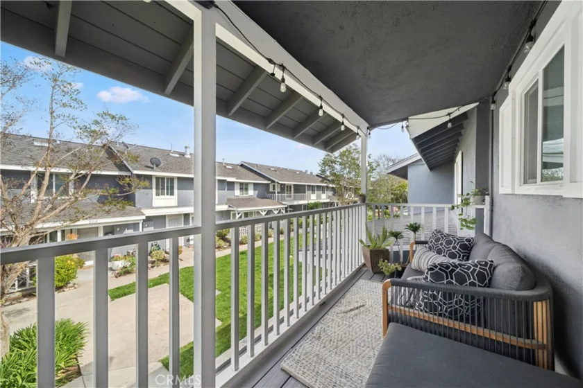 2414 Niagara photo 10
