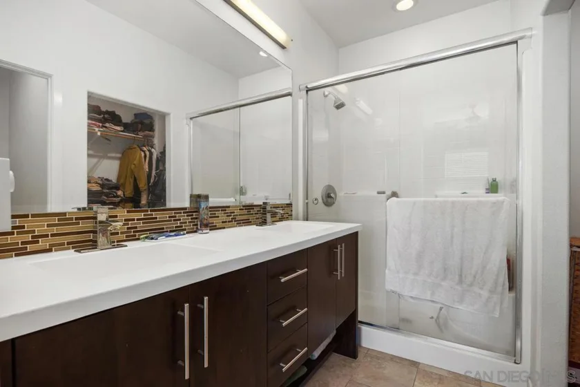 2230 Indus Way photo 16