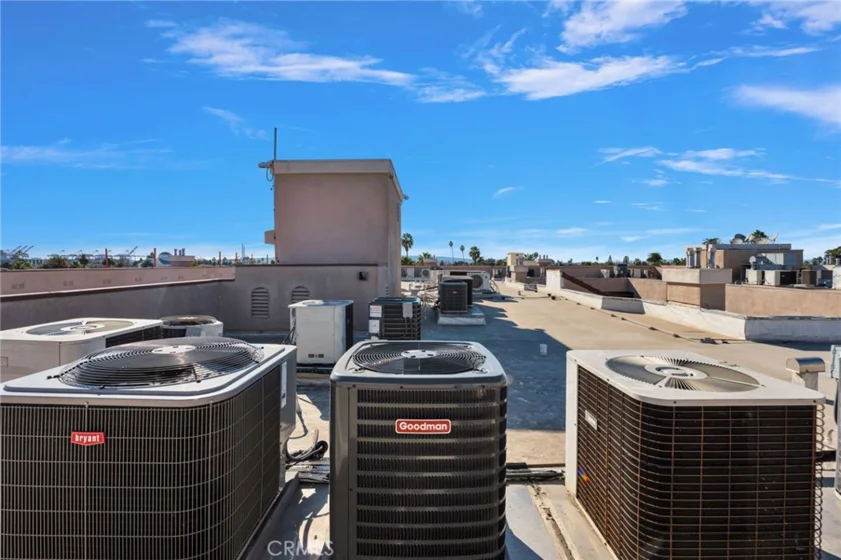 801 Pine Avenue #205 photo 36