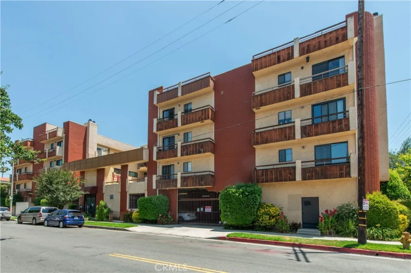 8710 Independence Avenue #301 photo 1