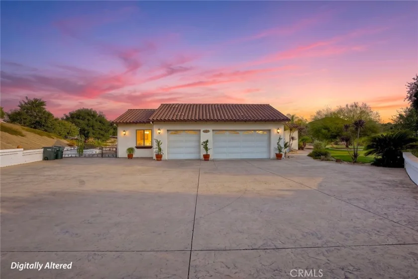 21977 Paseo Chico photo 46
