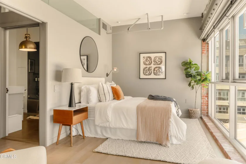 527 Molino Street #401 photo 38