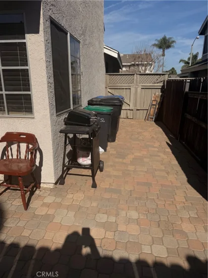 863 Encino photo 26