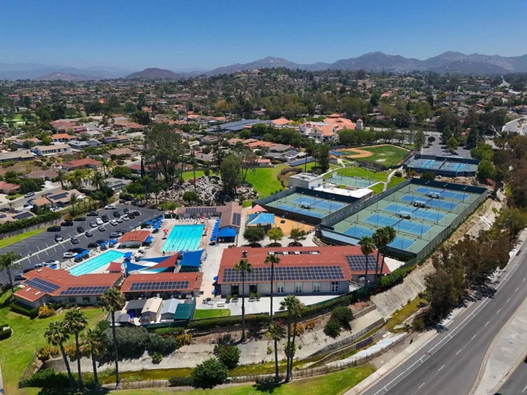 12140 Rancho Bernardo Drive #B photo 21