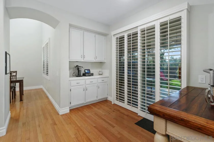 30916 Oakhill Drive photo 14