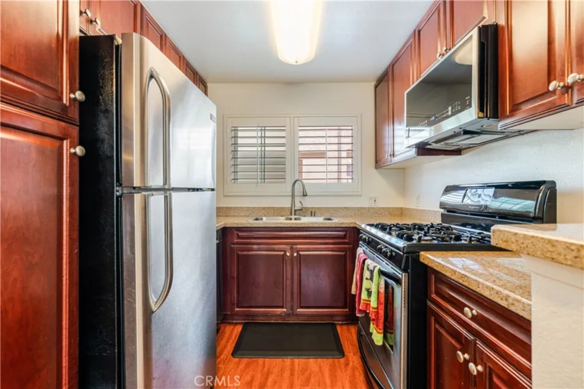 5530 Owensmouth Avenue #324 photo 6