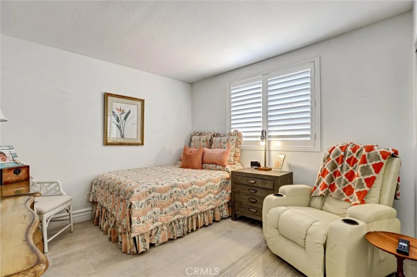 27451 Embassy Way photo 23