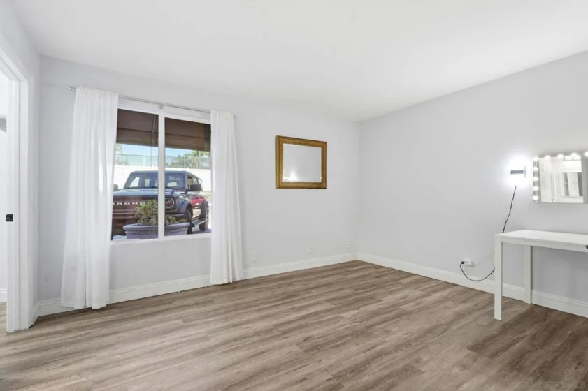 8324 Regents Road #1M photo 10