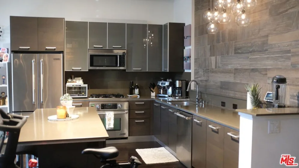 13320 Beach Avenue #102 photo 3