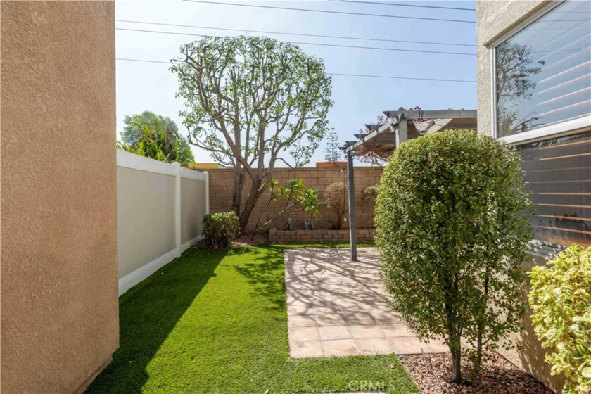 35 Juniper Court photo 41