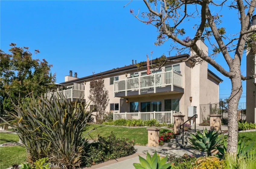 24637 Santa Clara #3 photo 1