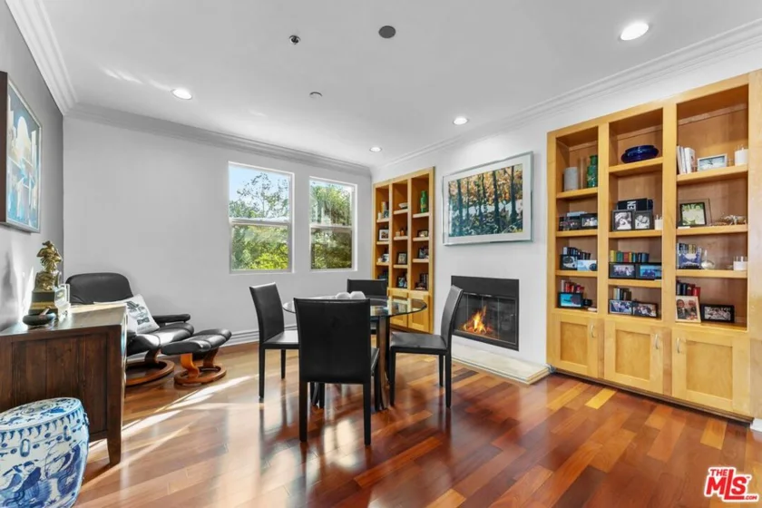 850 N Croft Avenue #302 photo 6