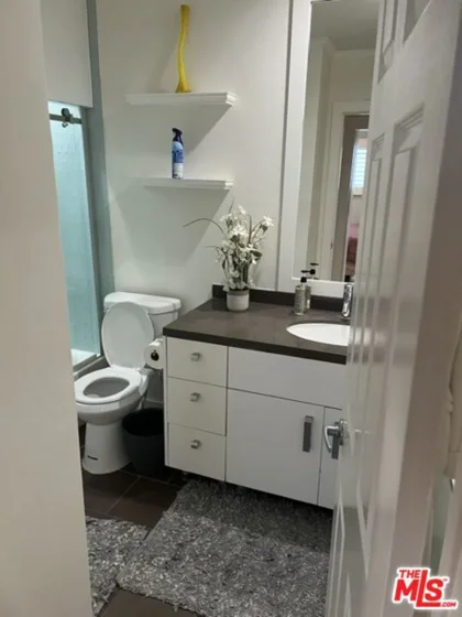 141 S Clark Drive #315 photo 14