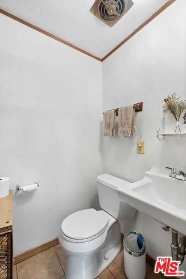 4040 Grand View Boulevard #60 photo 17