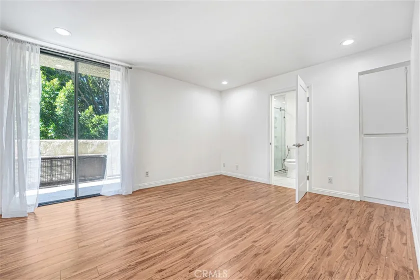 7001 S La Cienega #101 photo 13