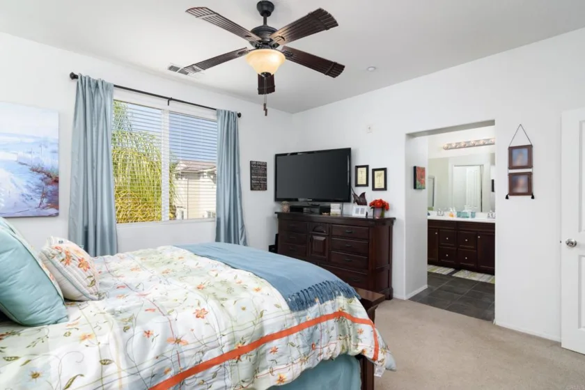 27494 Hazelhurst Street #2 photo 14