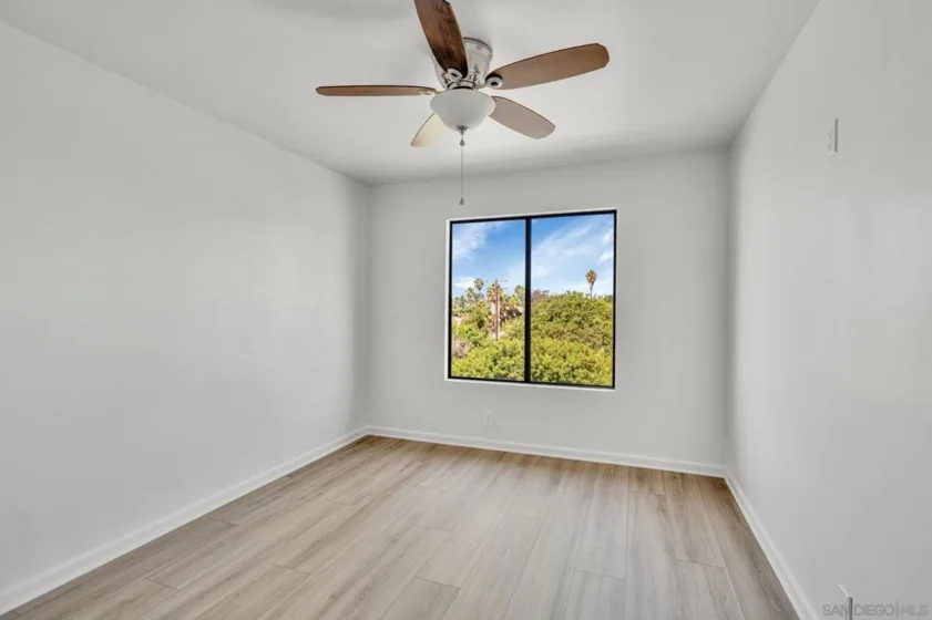 4262 Parks #207 photo 16