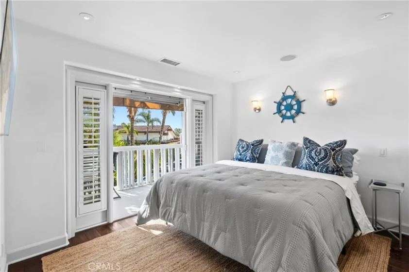 1030 Bayside Cove #702 photo 10