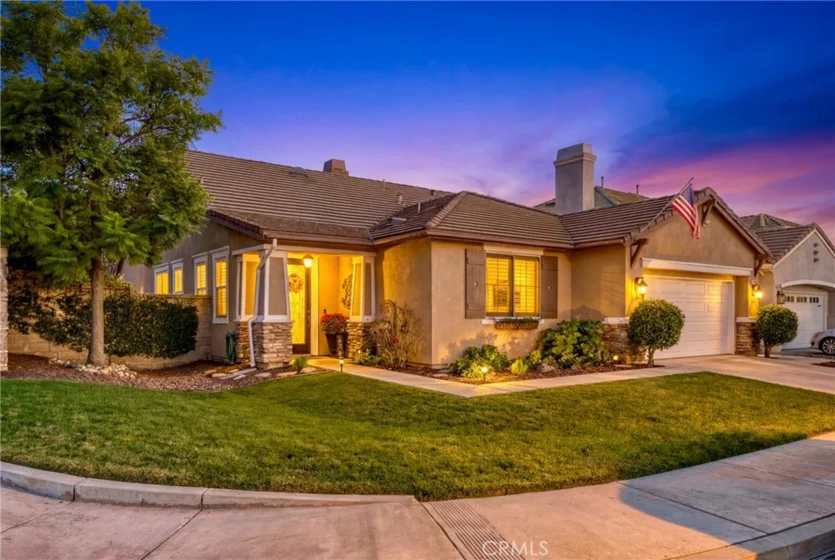 27665 Bottle Brush Way Photo