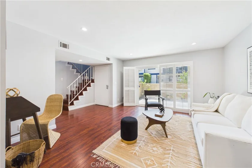 9253 Walker Street photo 4